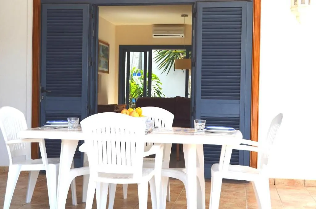 Sun Grove Villas & Spa Playa Blanca  0*, Playa Blanca (Lanzarote)