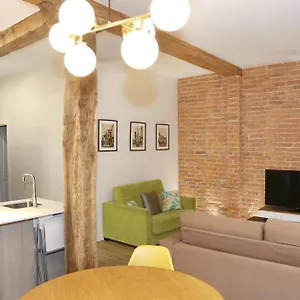 https://magnifico-piso-frente-al-casco-viejo-de-bilbao.sansebastianhotels.net
