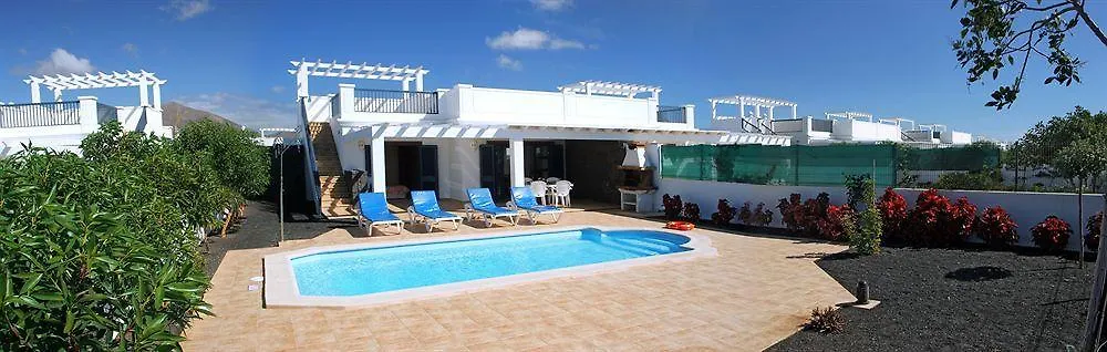 Sun Grove Villas & Spa Playa Blanca